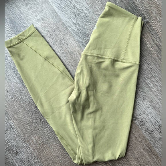 Lululemon Unlimited HR Tight 25” - Bronze Green - Picture 4 of 5